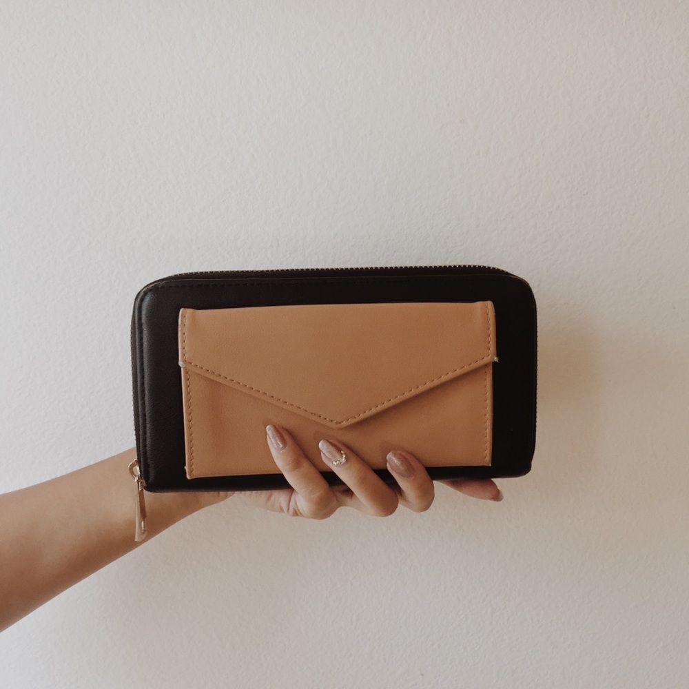 Forever 21 Faux Leather Wallet